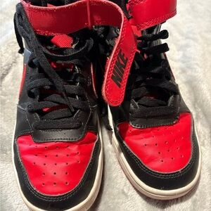 Nike Kids Black and Red Sneakers